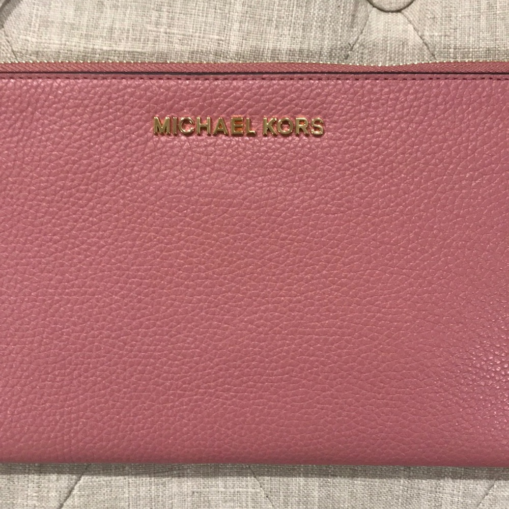 Michael Kors Wristlet - Picture 2 of 4